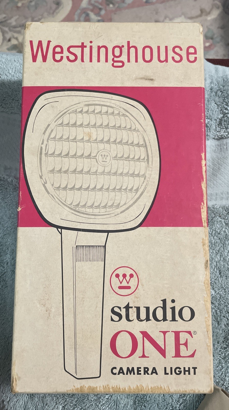 VINTAGE WESTINGHOUSE STUDIO ONE CAMERA LIGHT , WORKS GREAT!