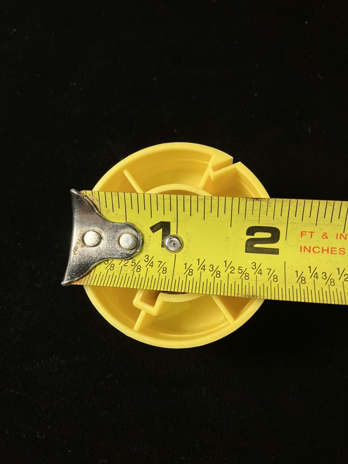 35mm 2″ Inch Film Core Take-Up Spools – Yellow – Lot of 50