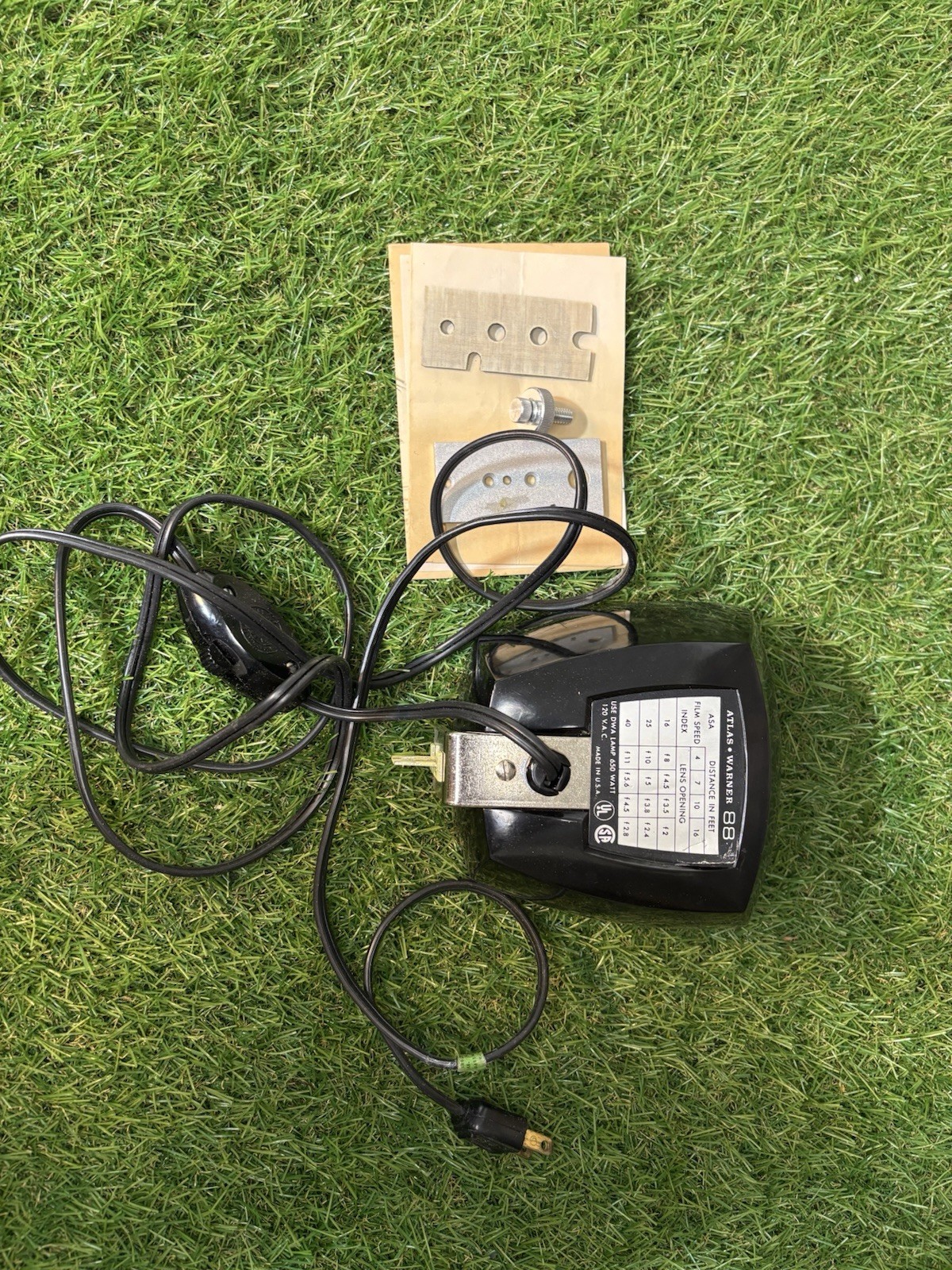 Vintage Atlas Warner 88 Super 8 Movie Light Top Mount Tested & Working w/ Box