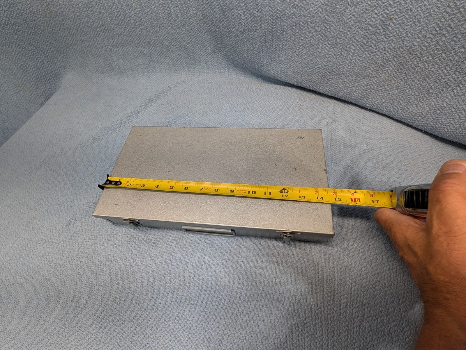 Vintage Metal Photo Slide Storage Box Case Holds 150 35mm Slides or Coins