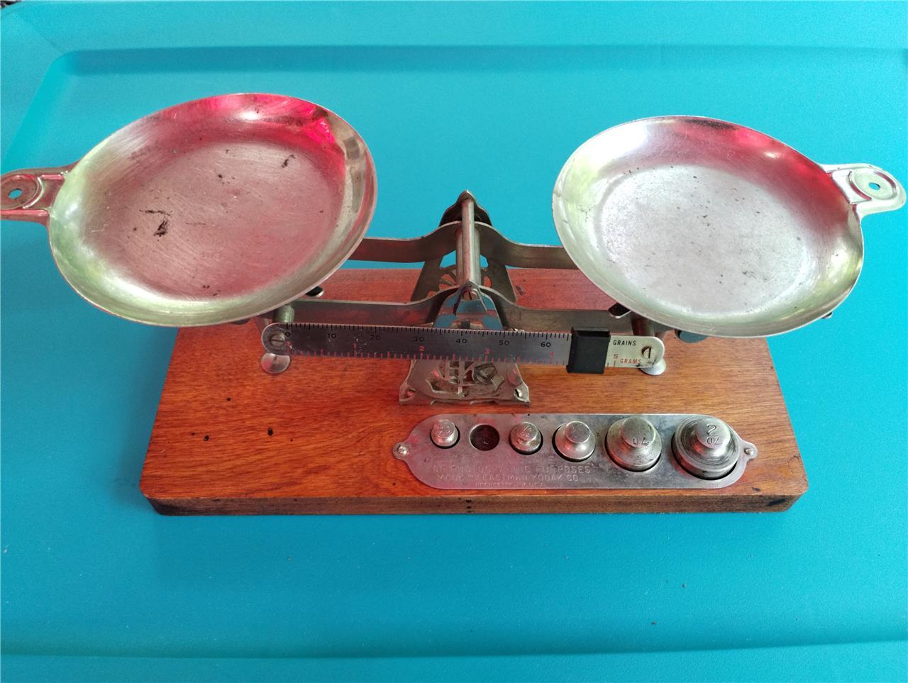Vintage Eastman Kodak Studio Scale balance w/ weights and pans Darkroom
