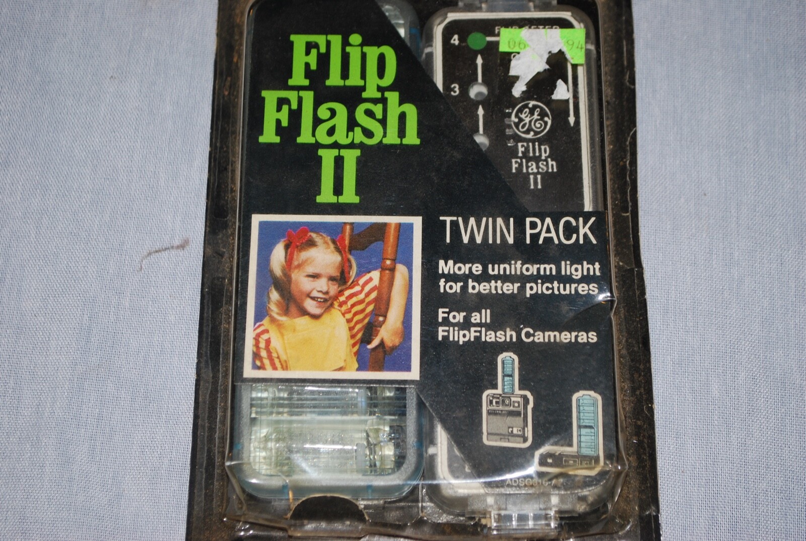 Vintage GE Flip Flash II 2 Twin Pack Flash Packs for all FlipFlash Cameras NOS