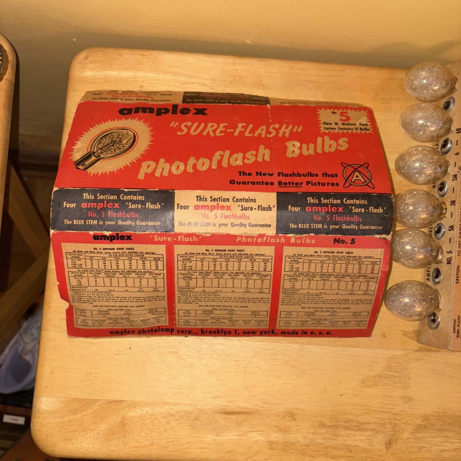 Amplex “Sure-Flash” Photoflash Bulbs No. 5, Class M flashbulbs Dozen Not Tested