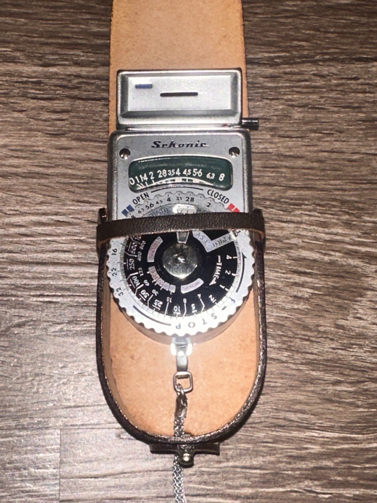 Vintage Sekonic Selenium Light Meter w/ Leather Case & Chain Japan