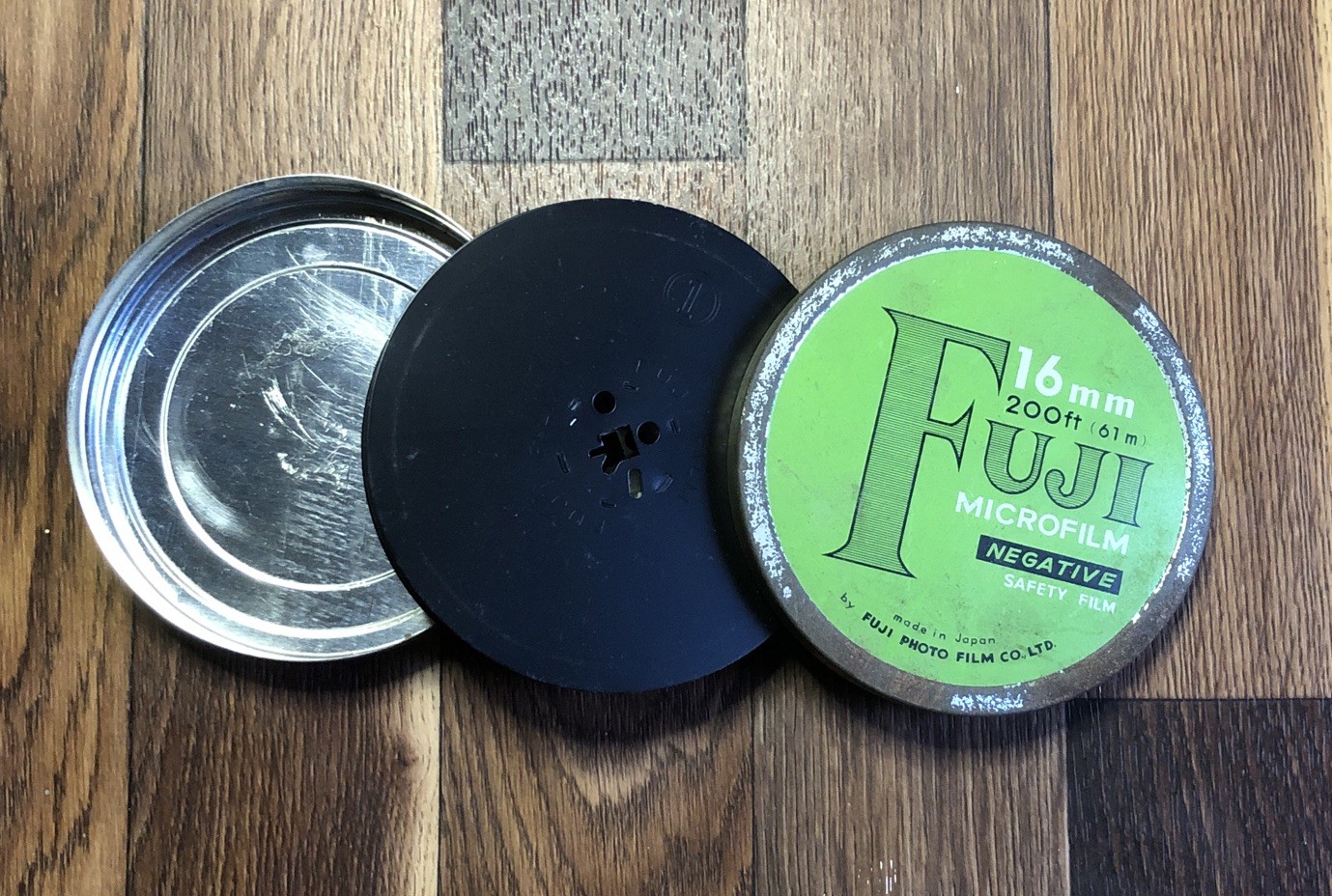 16 Mm Fuji Film Container With Spool