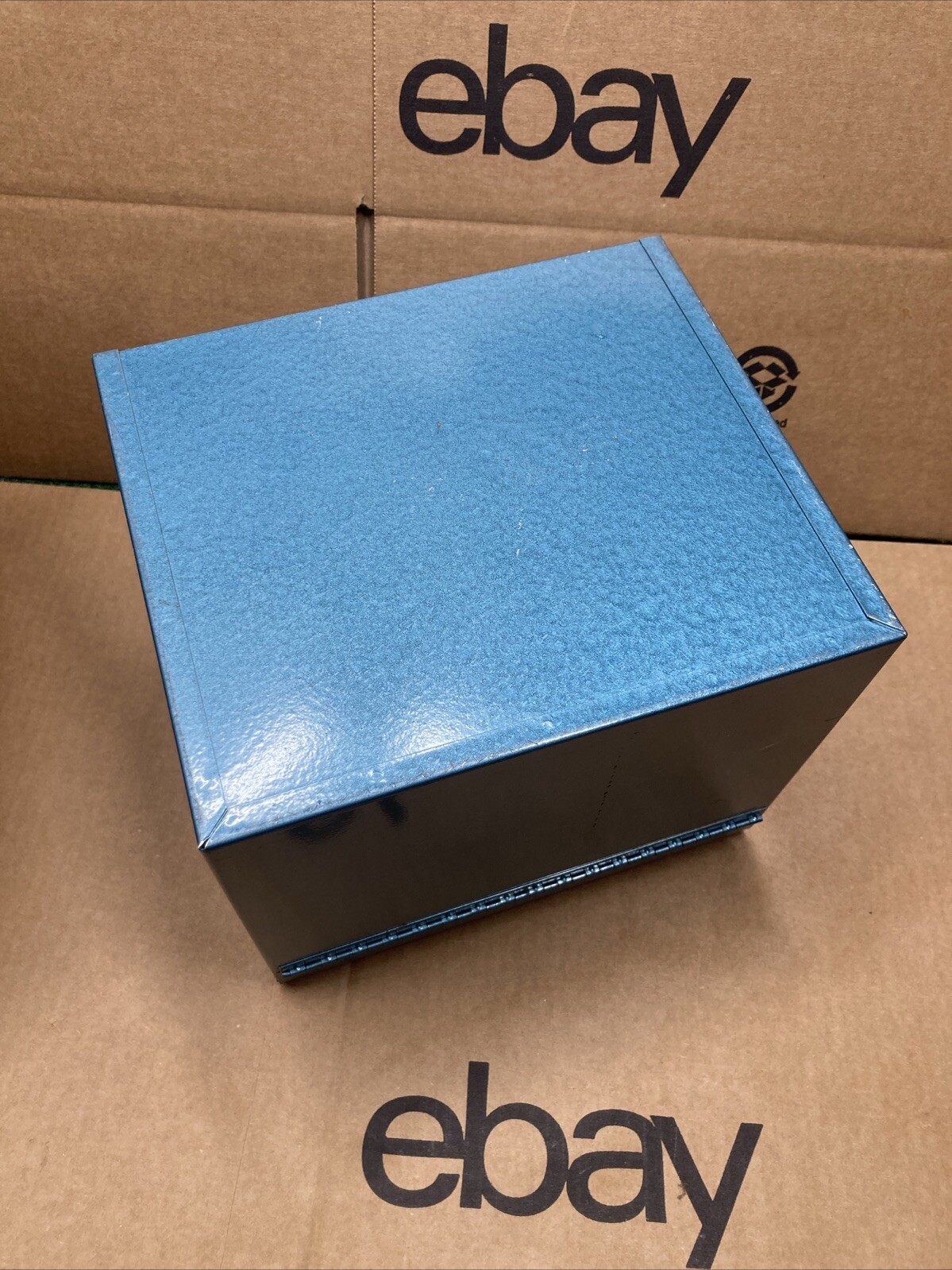 VINTAGE LOGAN METAL 8MM REEL-TO-REEL FILM CABINET CASE 12-REEL – BLUE