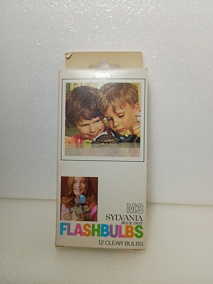 Sylvania M3 Blue Dot Flashbulbs ~ 12ct Clear Bulbs ~ Vintage / New
