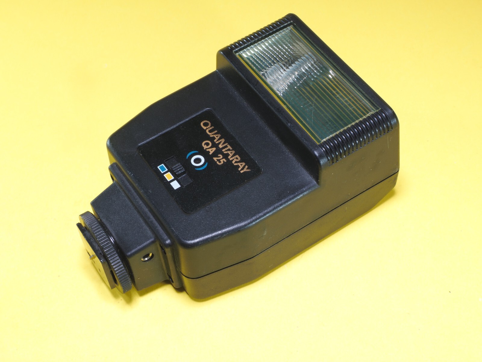 Quantaray QA 25 Shoe mount Flash tested working compact