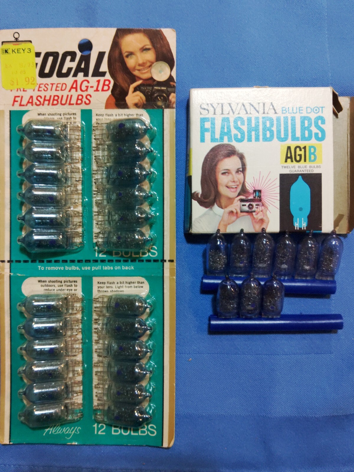 SYLVANIA Blue Dot and K-Mart Focal FLASHBULBS AG1B 33 Bulbs