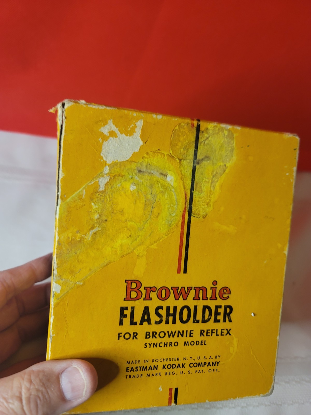 VINTAGE KODAK BROWNIE REFLEX SYNCHRO MODEL TLR CAMERA FLASH WITH BOX