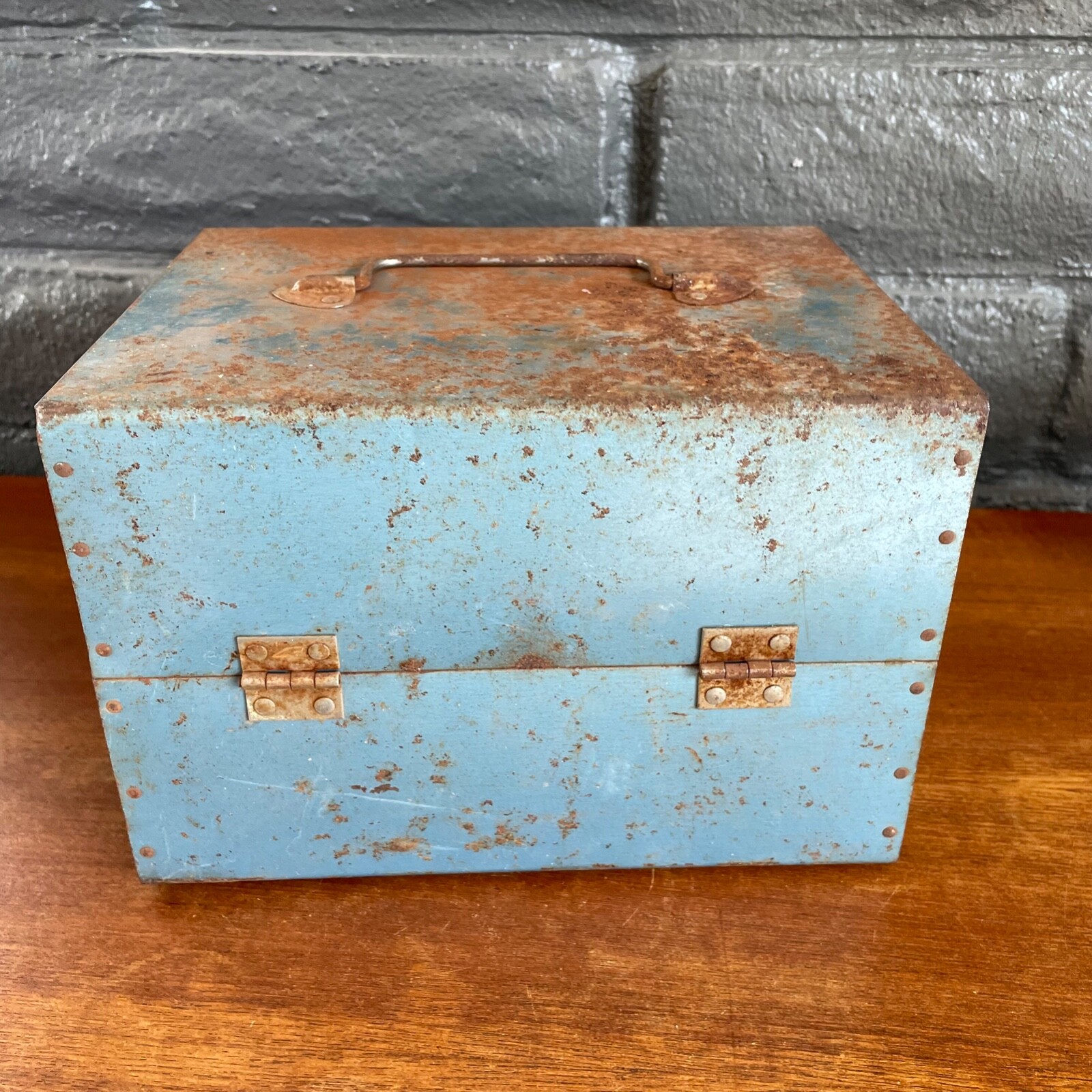 Heavily Rusted Vintage Metal 12 slot 8mm Film Box