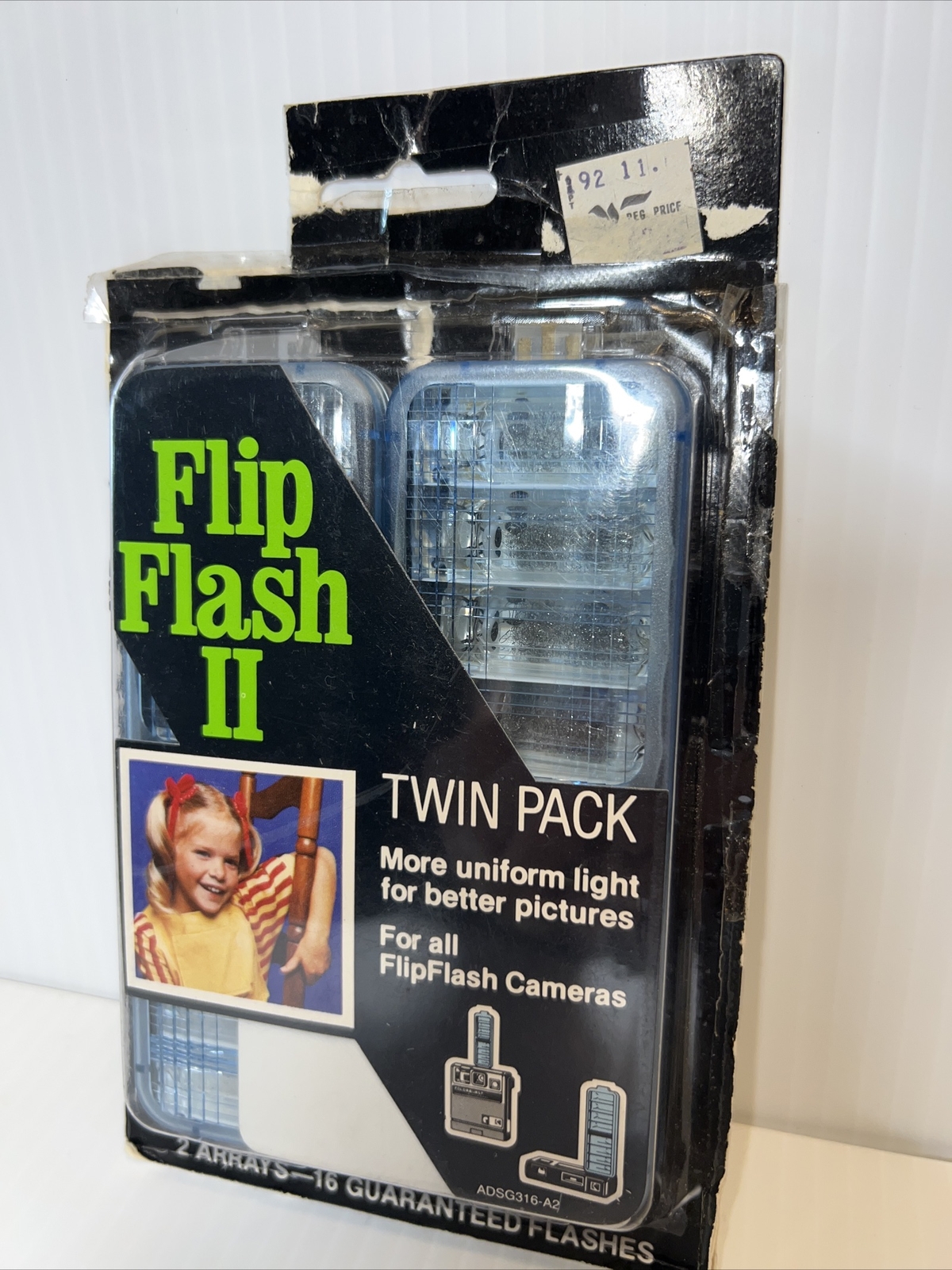 GE Flip Flash II Twin Pack Original Packaging 16 Flashes Vintage Retro camera