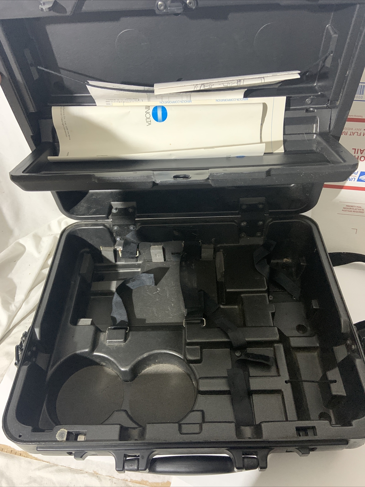 minolta cs-3300s Hard Case And Viedo/power Cables And Box