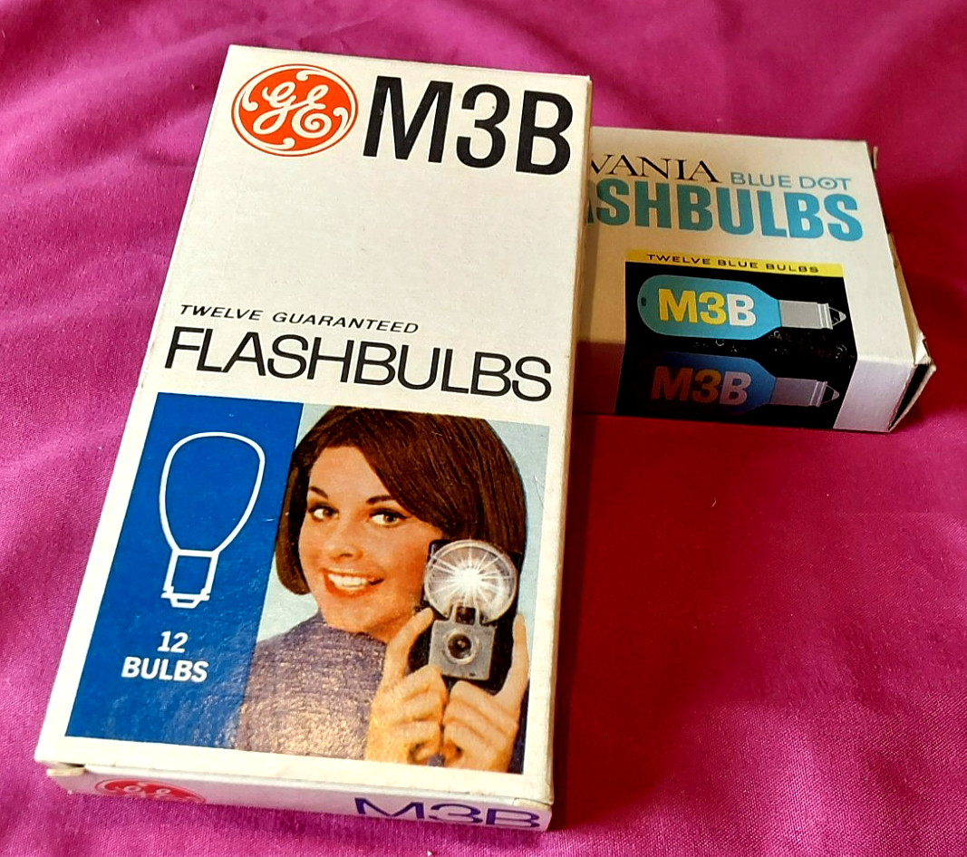 Lot of 2 VTG GE and Sylvania M3B Flashbulbs Camera 12 Bulbs in original boxes