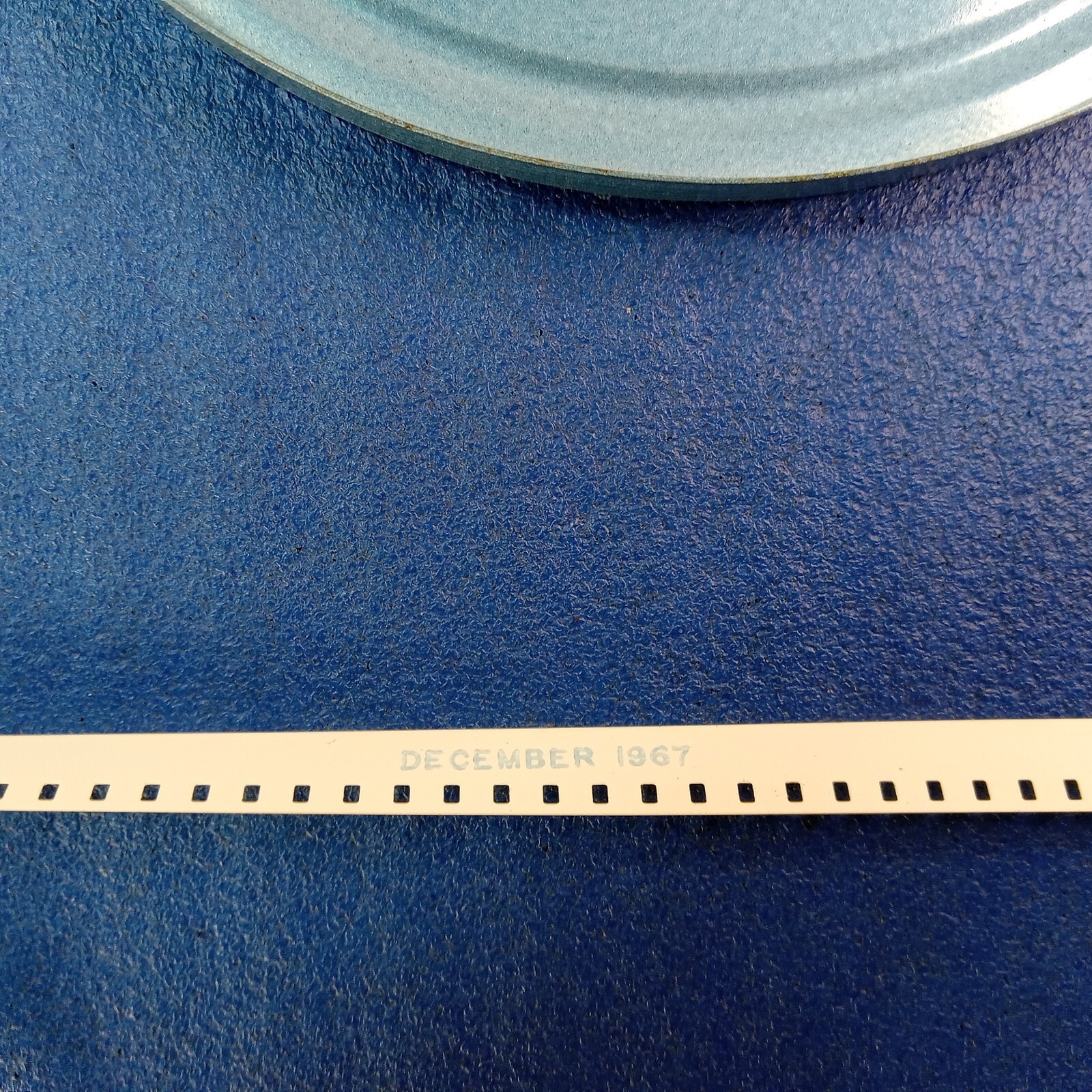 VNTG Compco Kmart Metal 8MM 200ft Regular 8 Auto-Take Up Reel W/ Film Dec. 1967