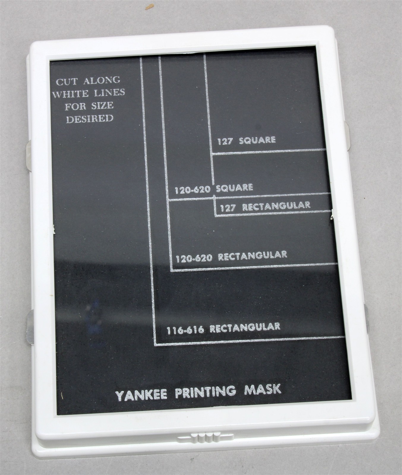 Vintage YANKEE Printing Frame for Roll Film & Cut Film 4″x5″ and Smaller