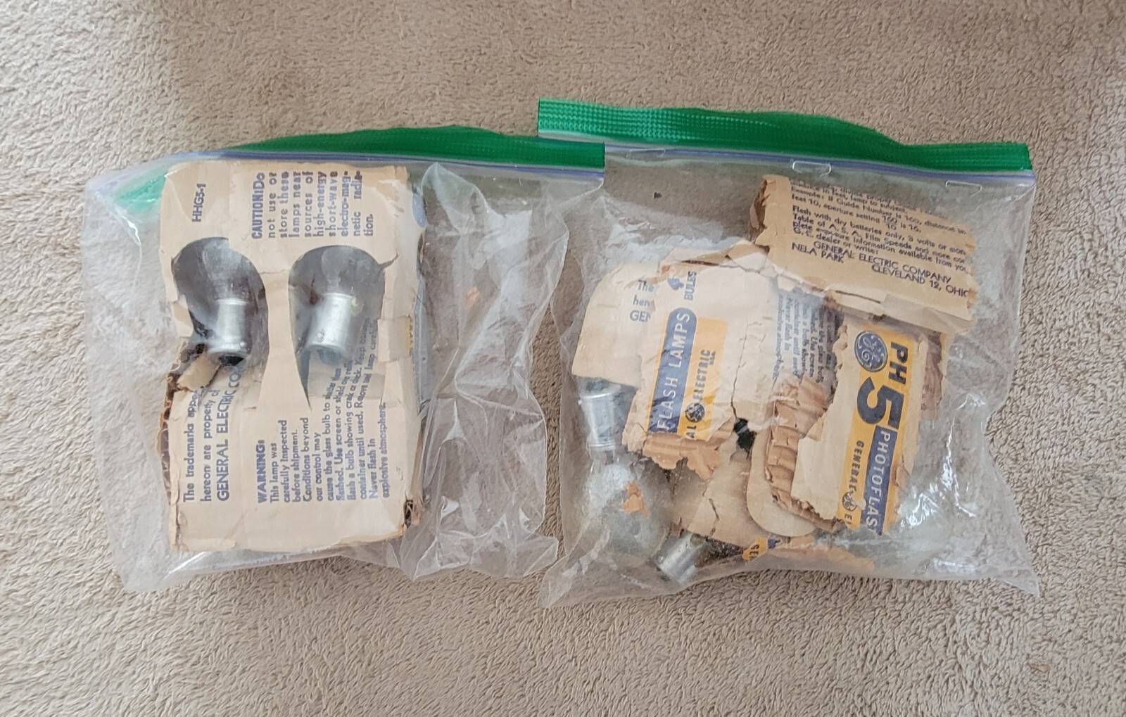 GE #5 PHOTOFLASH 7 Bulbs Vintage