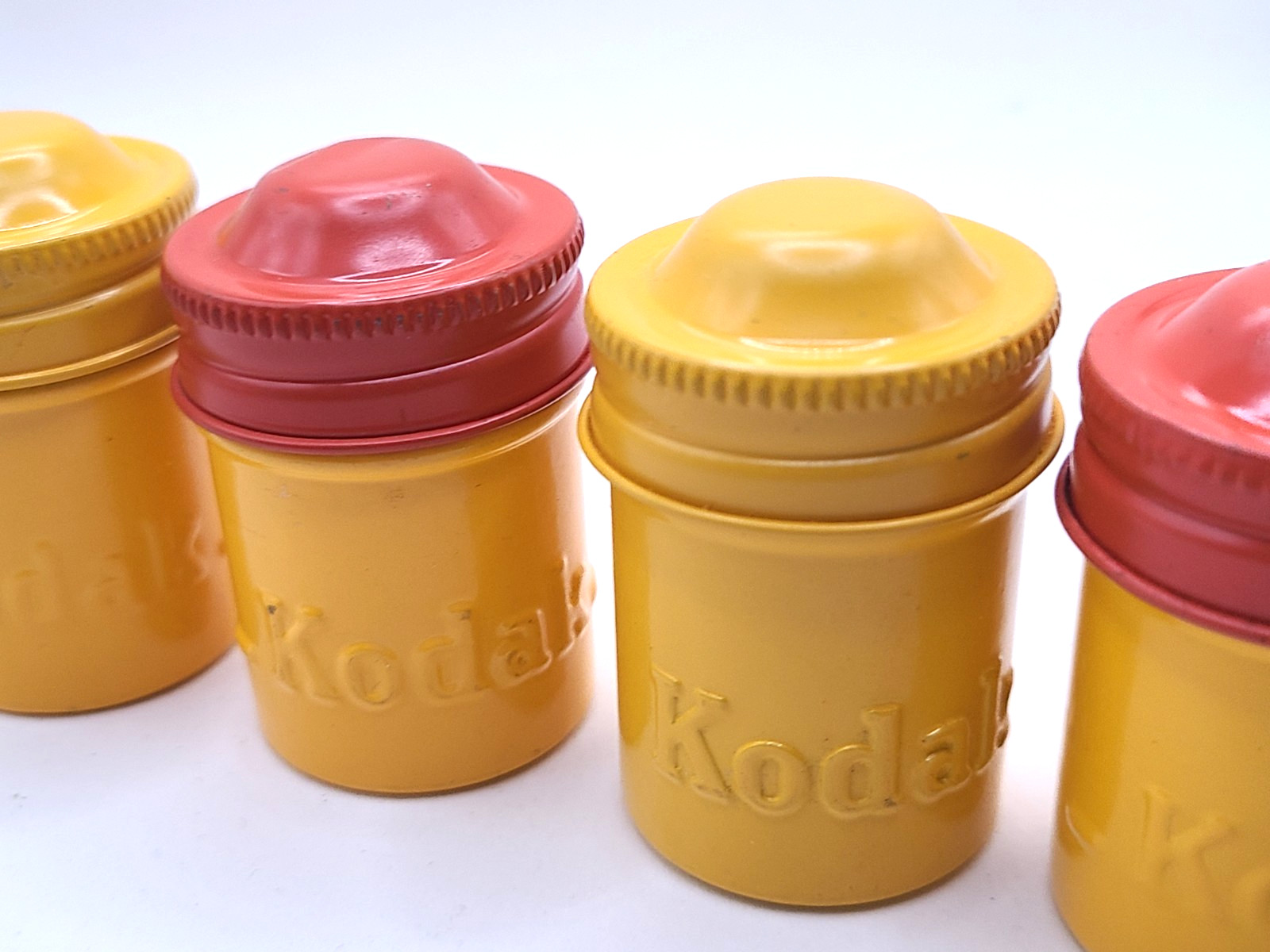 5 Kodak 35mm Metal Film Canisters YELLOW with LIDS – Preowned Vintage (w)