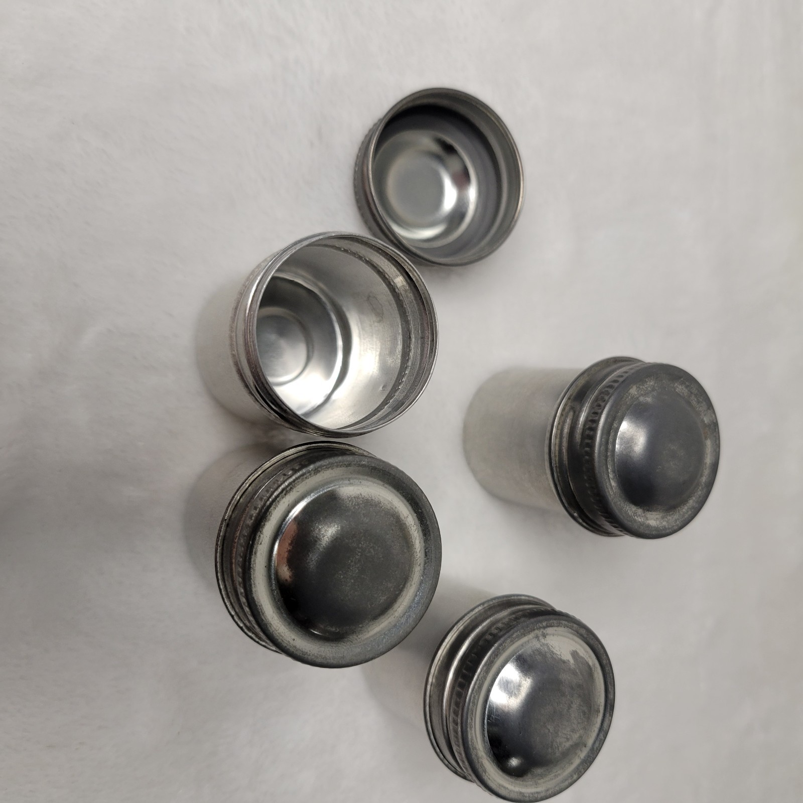 Lot of (4) Vintage Metal Aluminum 35mm Film Can Canisters