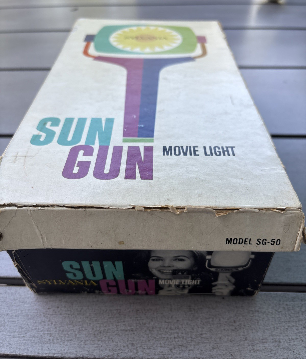 Vintage Sylvania Sun Gun Movie Light w/Original Box Works Great! Model SG-50