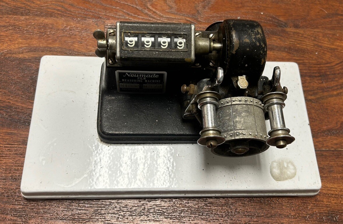 Neumade Film Measuring Machine M37S 16mm With Metal Base. Rare Vintage