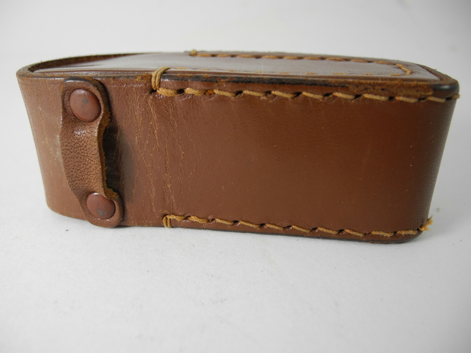 LEICA OR NIKON RANGEFINDER CASE BROWN LEATHER 1X1X3 INCHES HOOKS ON STRAP