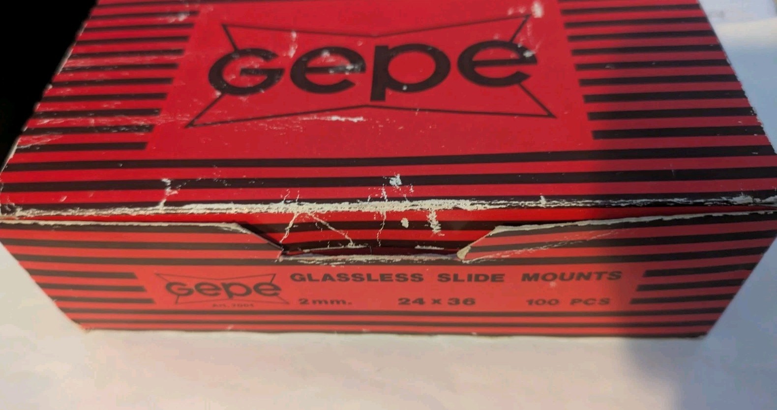Gepe Glassless Slide Mounts 24x36mm 100 Pieces – New & Unused – US Based