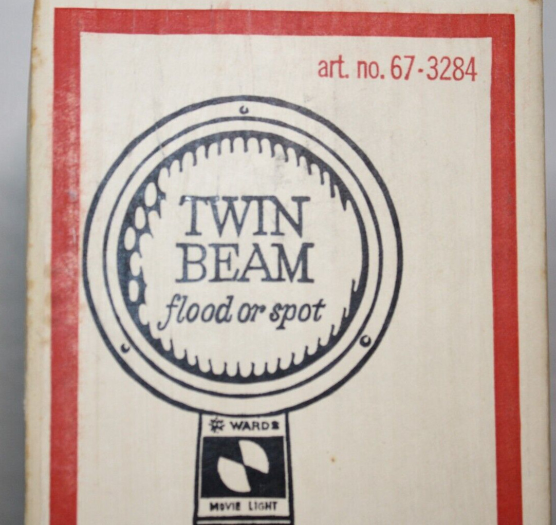 Vintage Montgomery Wards Twin Beam Movie Light – Part No. 67-3284 – w/Box