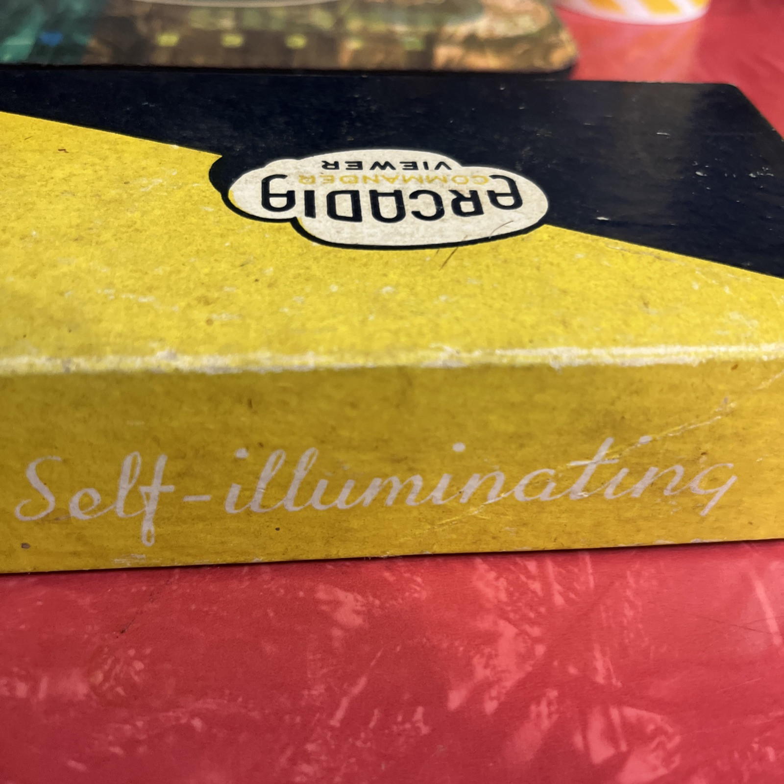 1940’s Vintage Arcadia Commander Pocket Viewer Self-Illuminating W/Box
