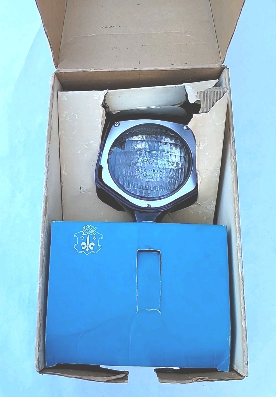 Korv-Air Movie Light Featuring Sylvania Sealed Beam Movie LAMP VINTAGE EJ KORVET