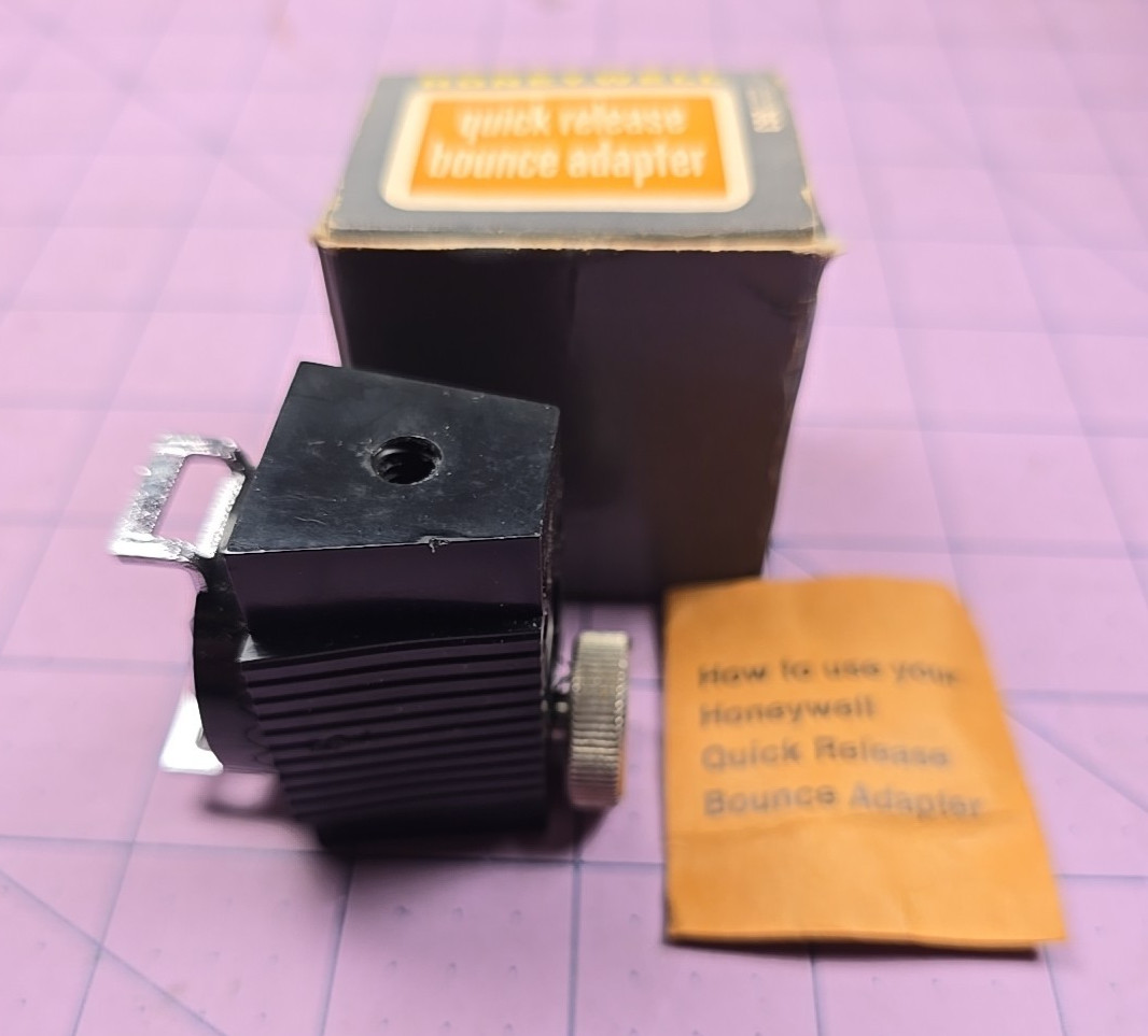 Vintage Honeywell Strobonar Quick Release Bounce Adapter #363