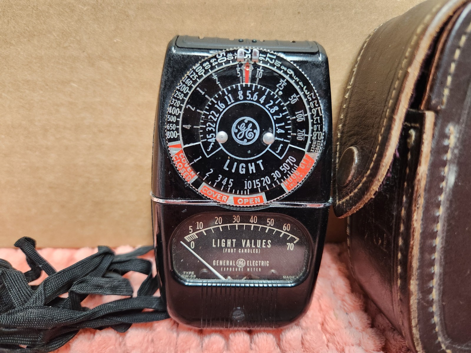 VTG General Electric Exposure Light Meter GE Model 8DW58Y5 w/ Leather Case