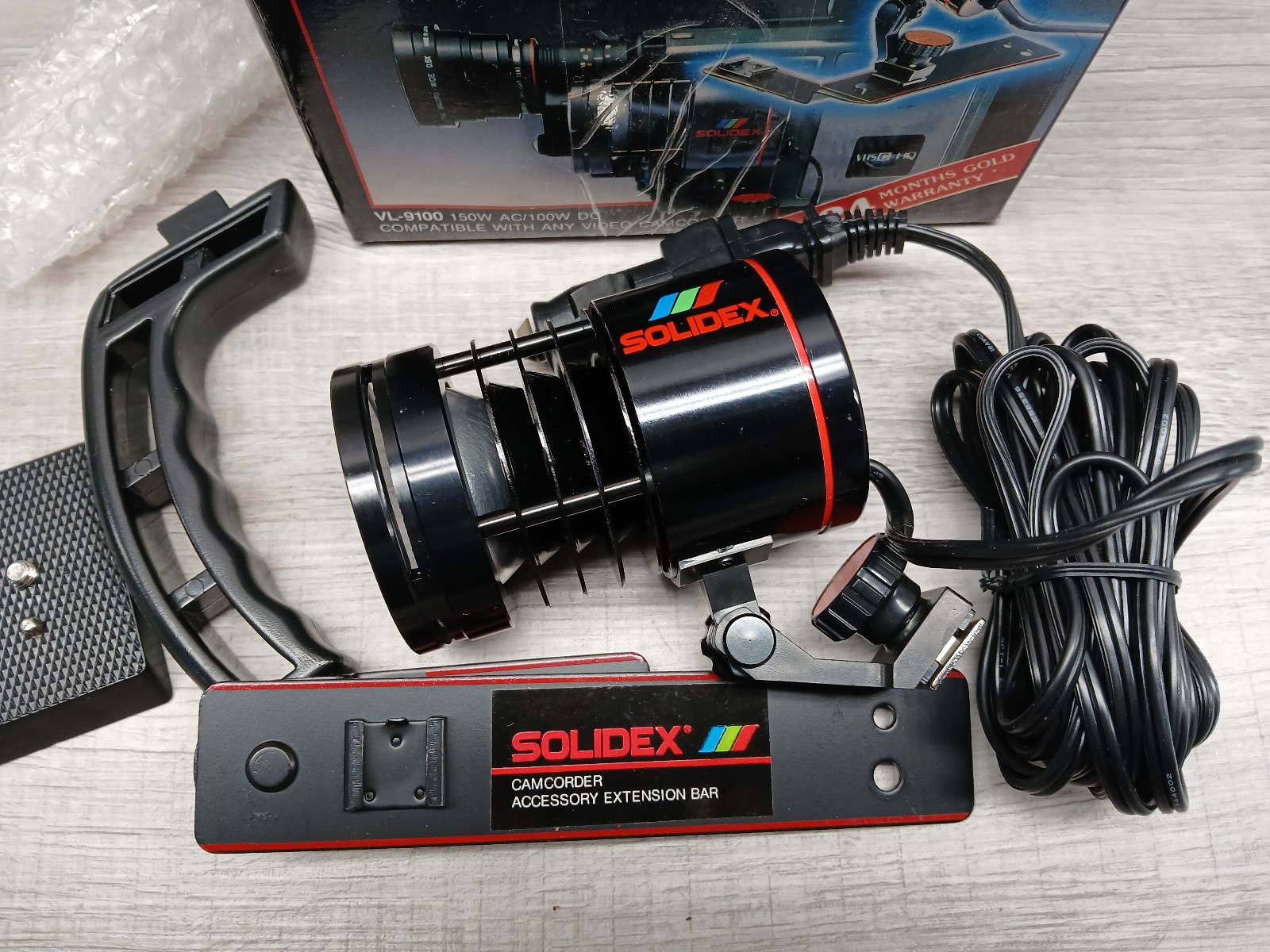 SOLIDEX “Magicool” – Quartz “Camcorder” Light for Filming – New in opened Box