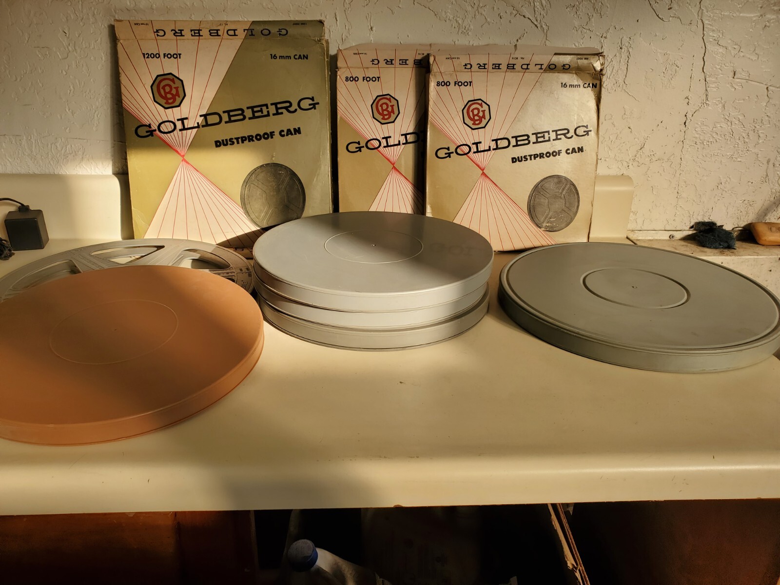 3 Goldberg 8mm Film Dustproof Can W/ Take Up Reel, 4 No Brand, Etc.