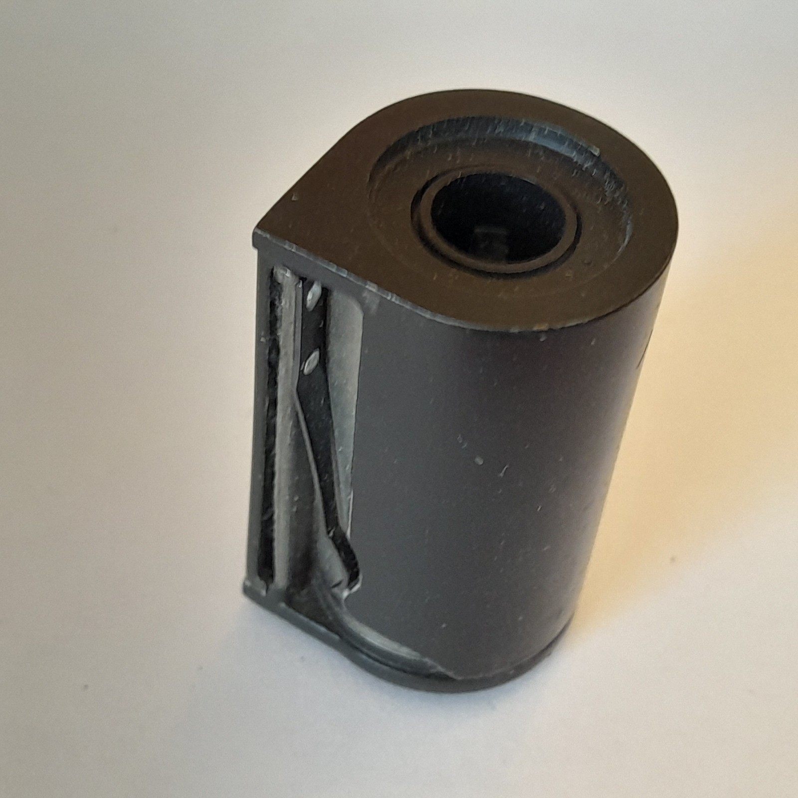 KMZ ZORKI TAKING METAL FILM SPOOL CANISTER FOR ZORKI FED LEICA RANGENDER CAMERAS