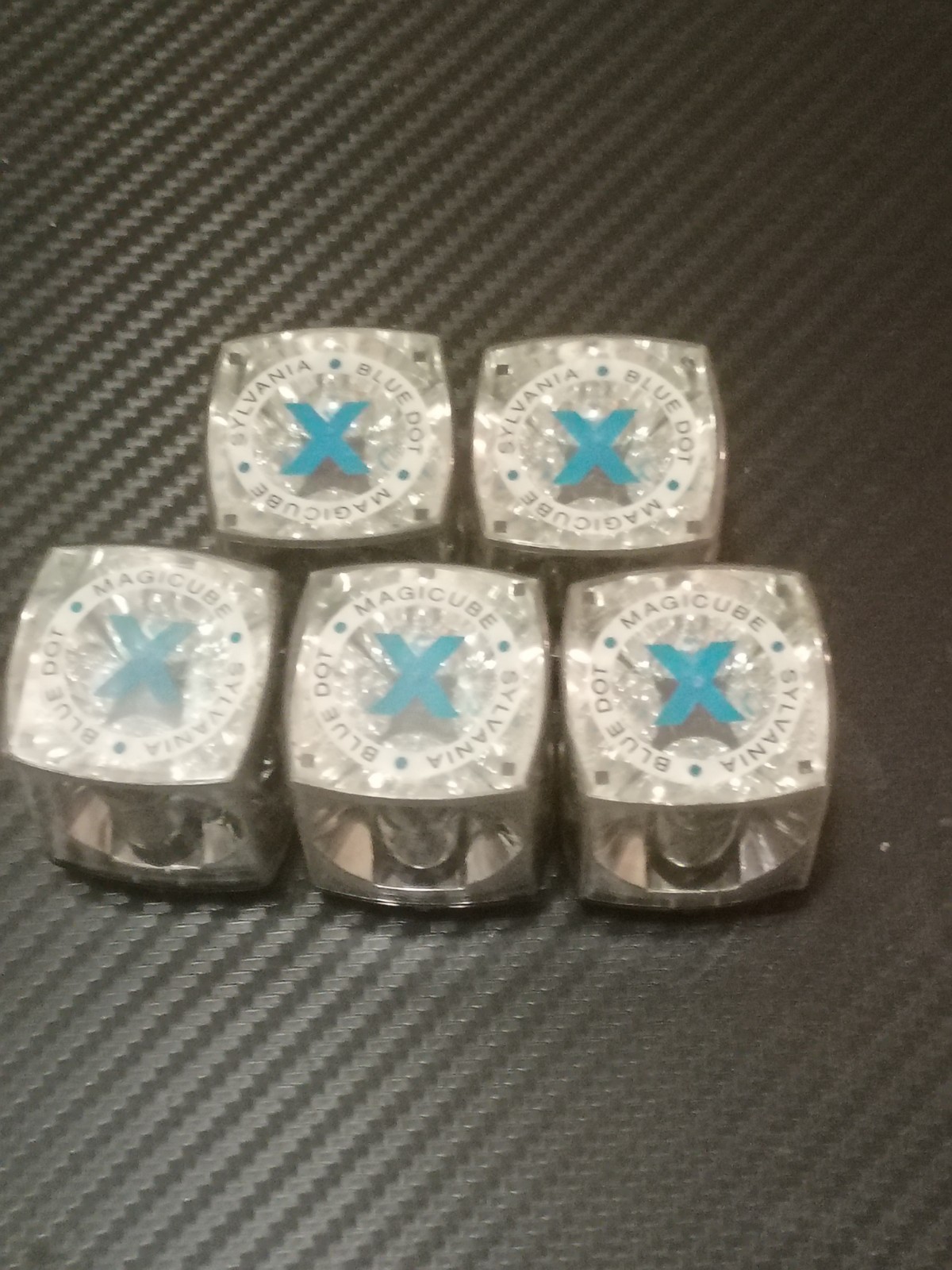VINTAGE Flas CUBES Five SYLVANIA X Blue DOT & Two ITT HI-Power CUBES