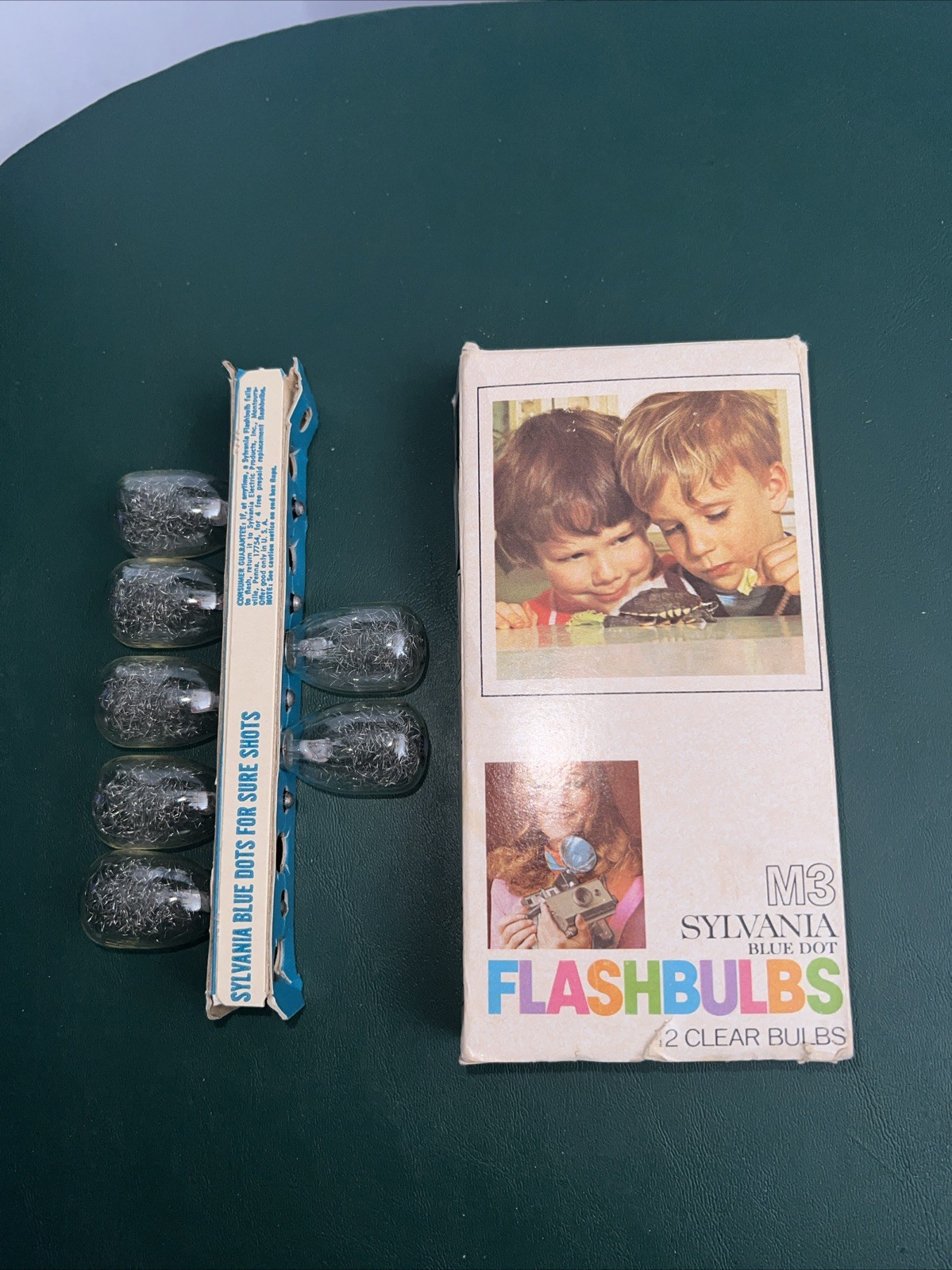 Vintage 60/70s Sylvania M3 Blue Dot Flashbulbs Pack Of 7