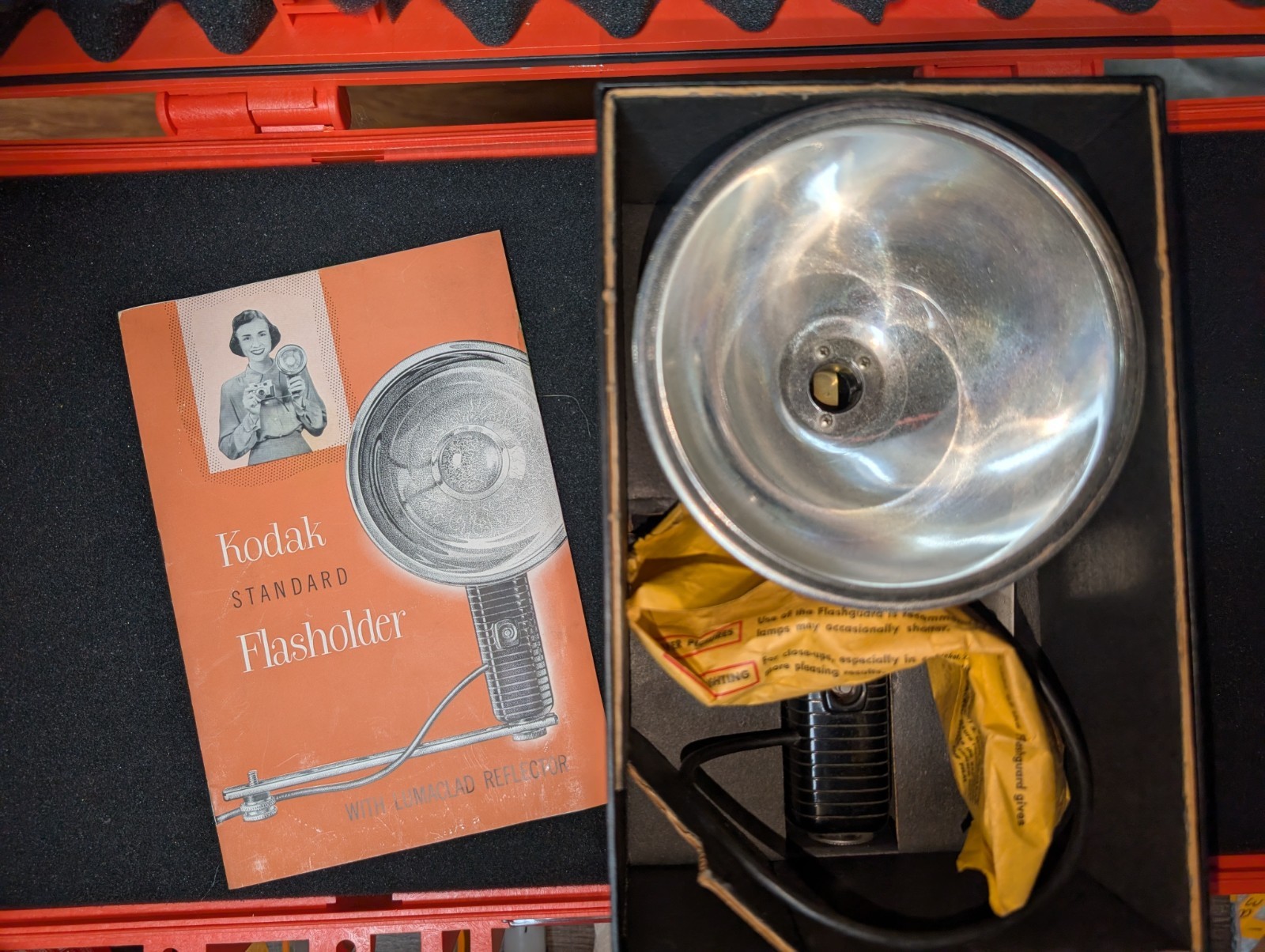Kodak B-C Flasholder with Original Box Cover Bracket (#386)