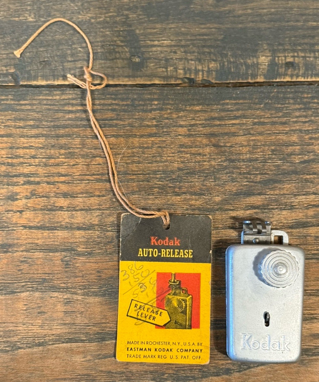 VINTAGE KODAK AUTO-RELEASE SELF-TIMER With Tag- EXCELLENT CONDITION Fast Ship