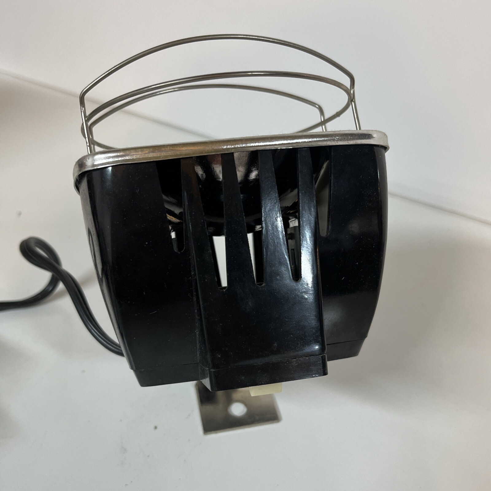 Vintage Sylvania Sun Gun Light Model SG-55T Top Mount For Super 8 Camera Tested