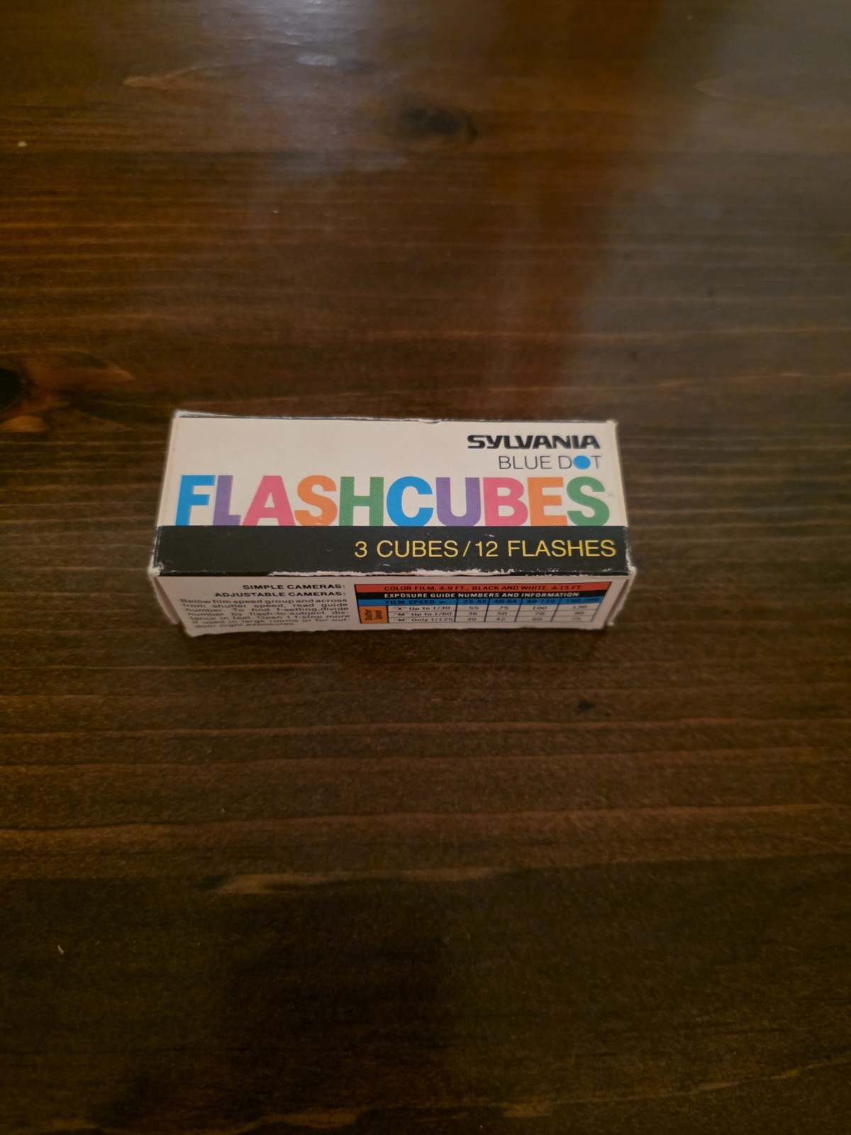 Sylvania Blue Dot Flashcubes Camera Flash Cubes 3 Pack 12 Flashes