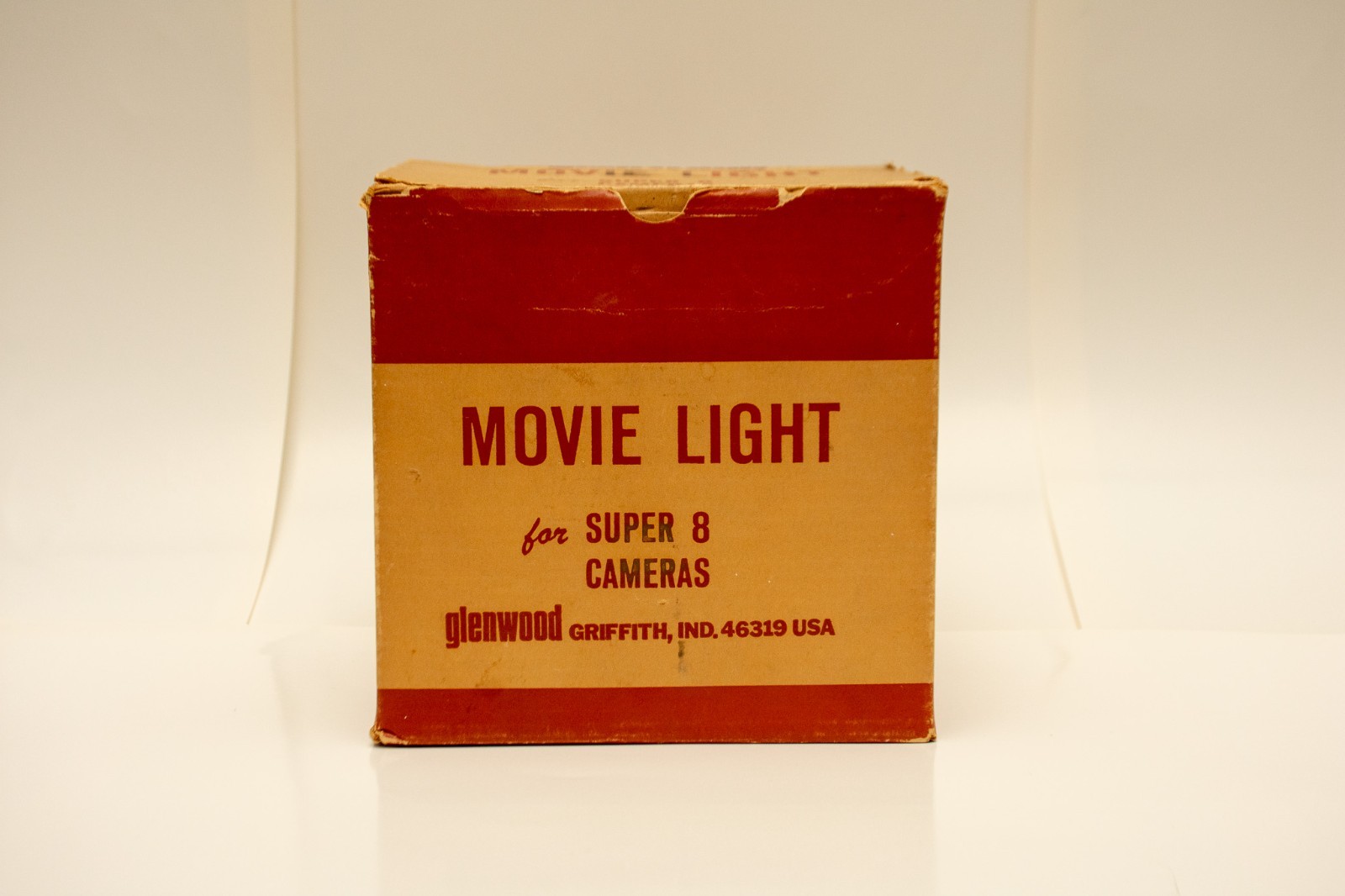 Vintage Glenwood Movie light for Super 8 cameras model G650, vintage lighting
