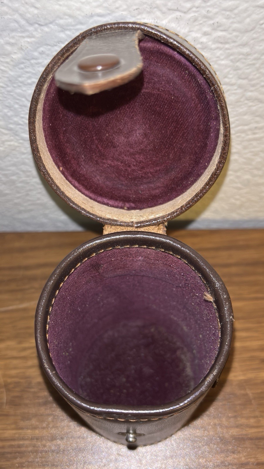 2 VINTAGE ELEITZ WETZLAR Germany Brown Leather Leica Snap Lens Cases 6” & 4.5”