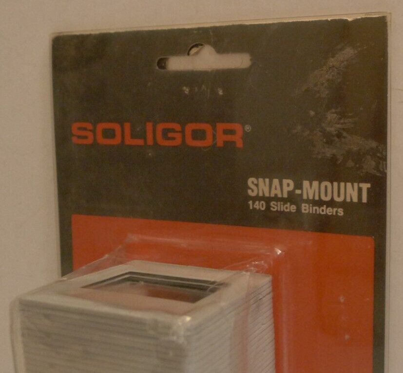 Soligor Snap-Mount Slide Binders 75-1060 – Package of 140 -Made in Germany – NOS