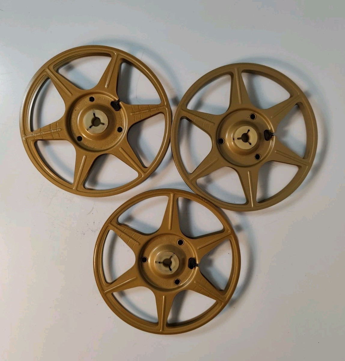 3 Vtg 5″ DUAL 8 Metal Film Canister Storage Can 8mm Movie Reel 200ft COMPCO