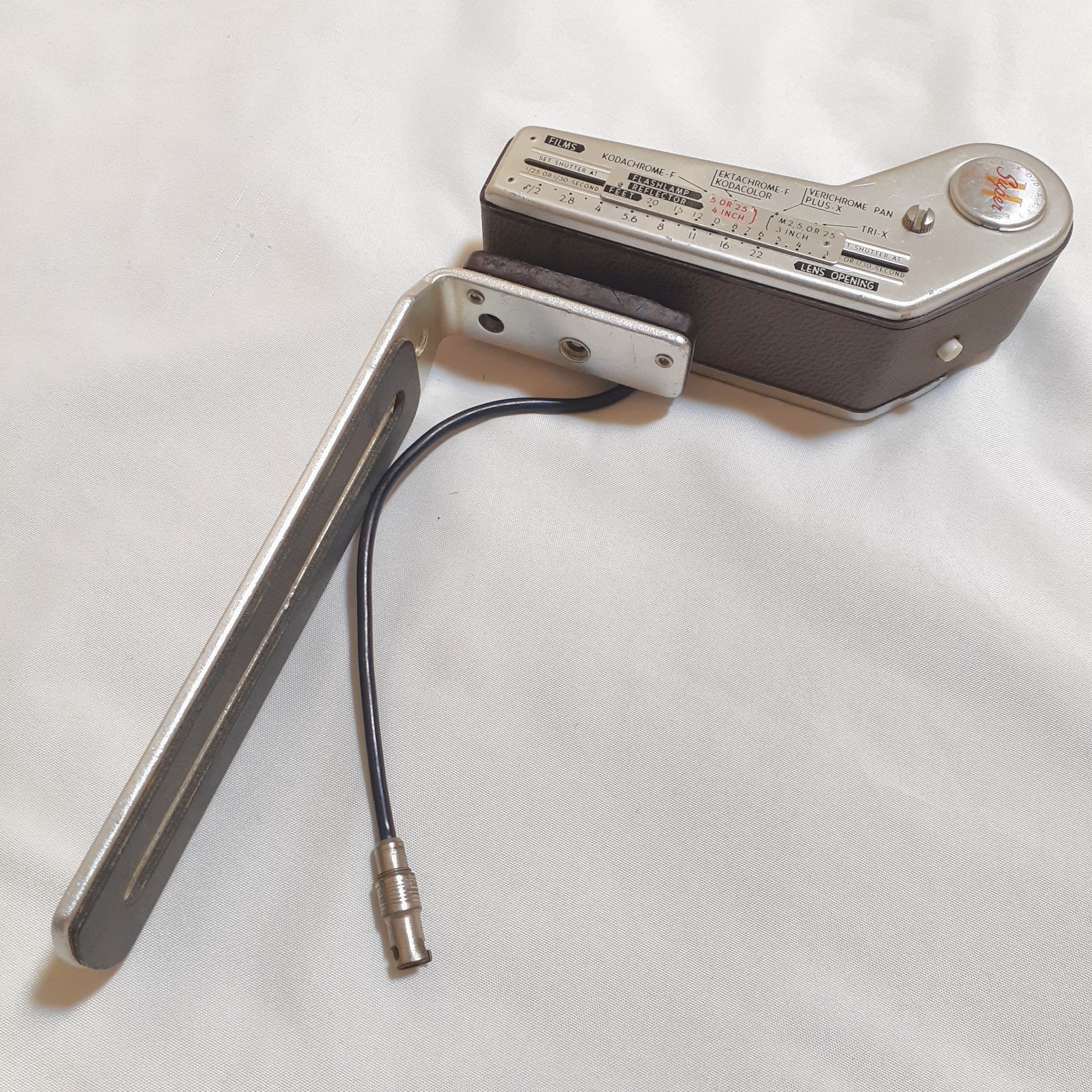 Kodak Kodalite Flasholder With Lumaclad Reflector & Kodalite M-40 Flasholder