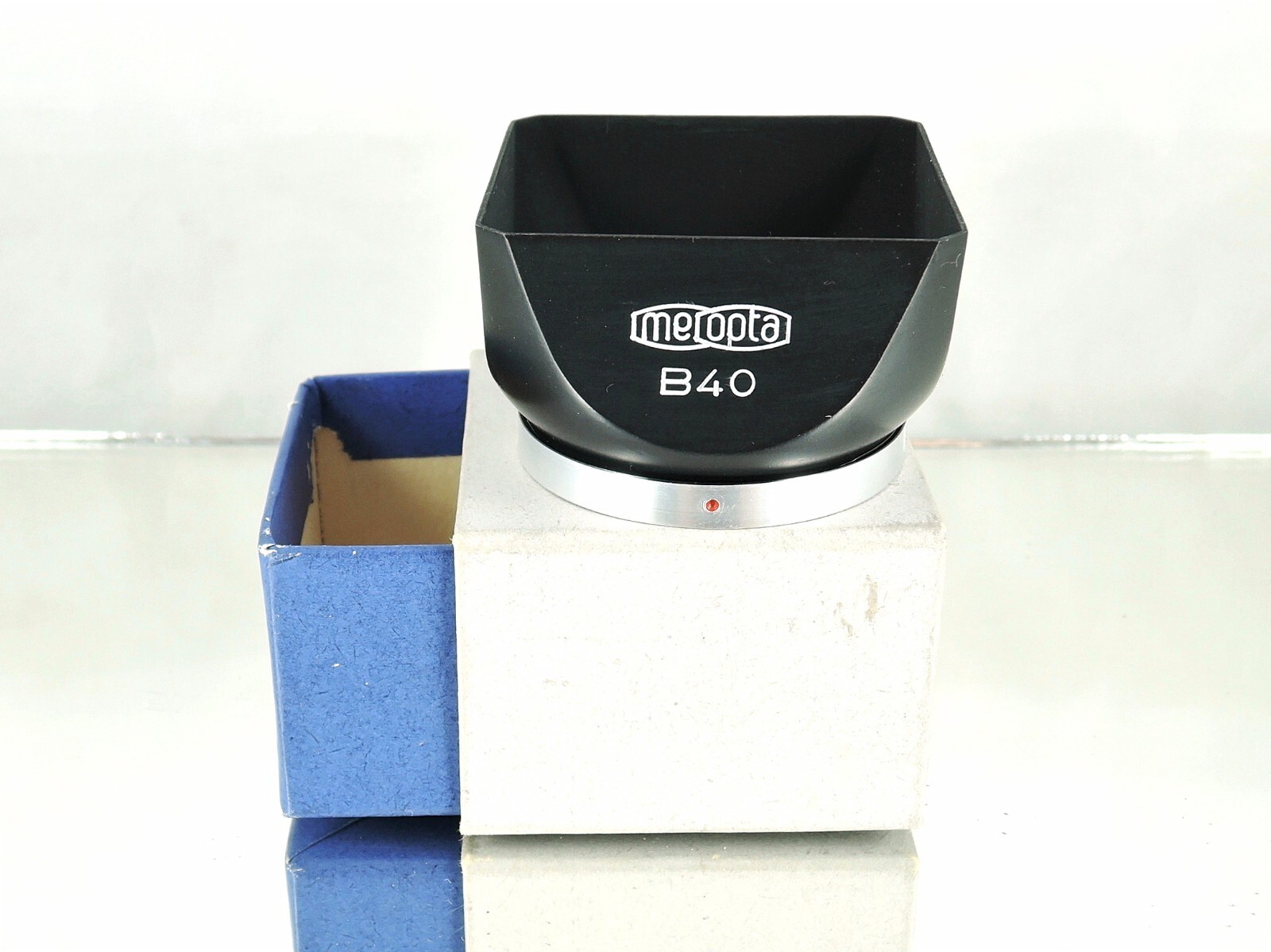 Shade hood Flexaret Meopta square bayonet B40 metal slightly used + Genuine box