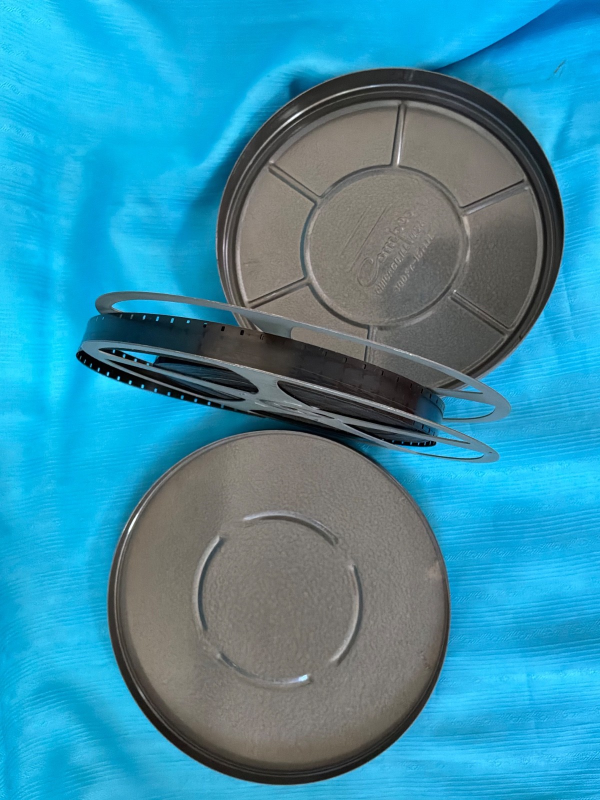 Metal 16mm 400ft (7in) Movie Film Reel w/Home Movie in Can — COMPCO USA
