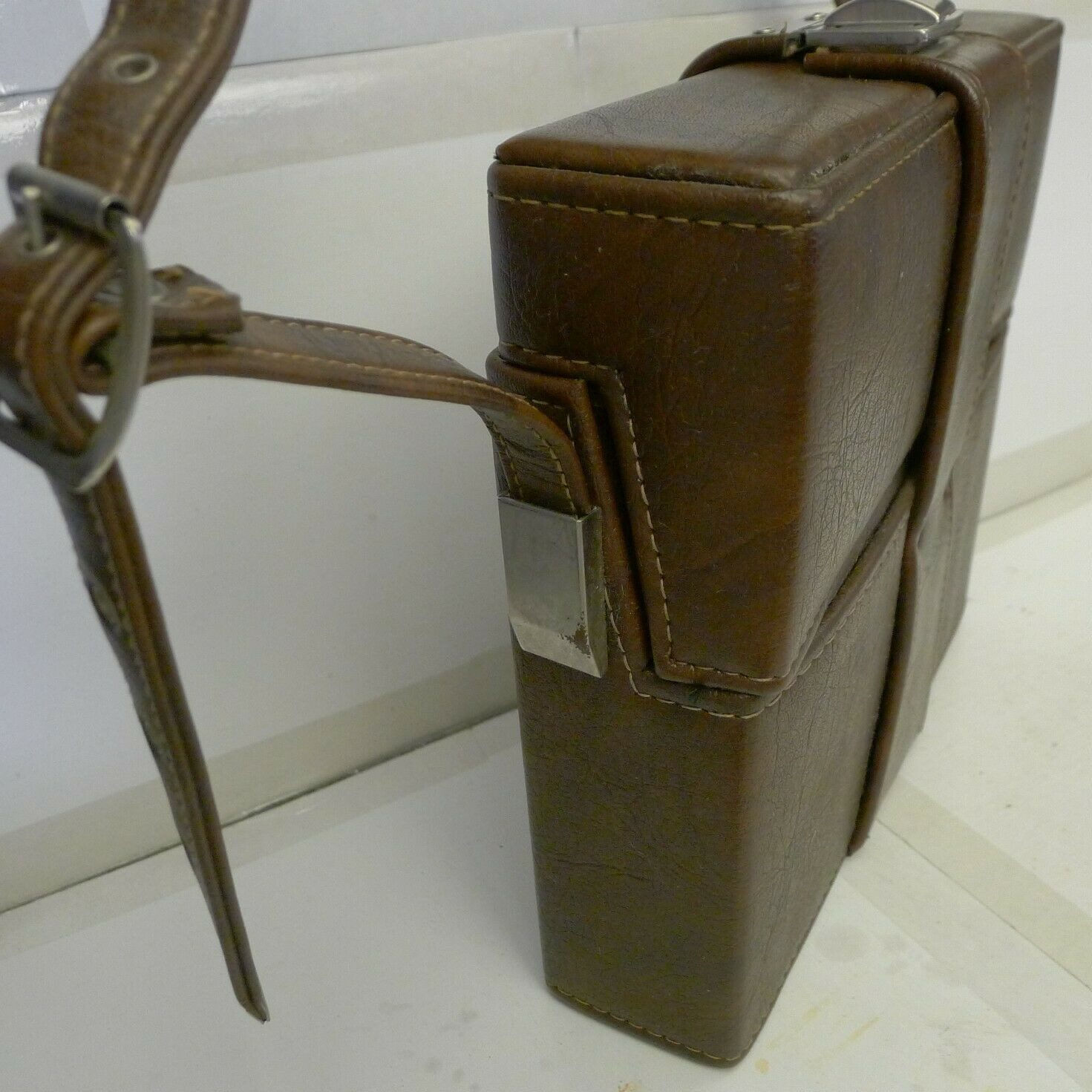 Camera Compartment Case for Polaroid Folding SX-70 Tan Camera & Accessories K