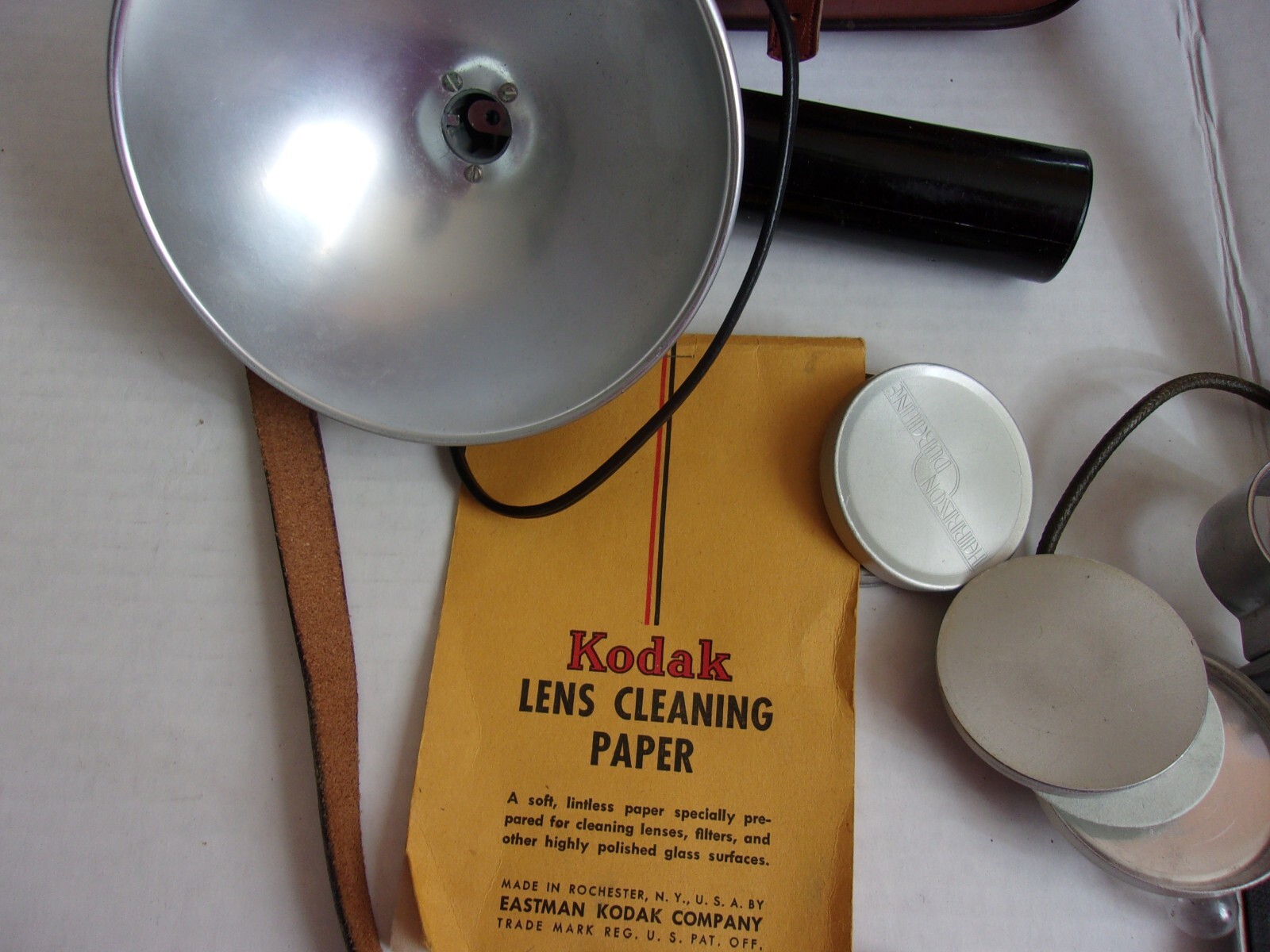 Vintage Kodak Flasholder Model B With Bracket Leather Carry Case Filters NO TEST